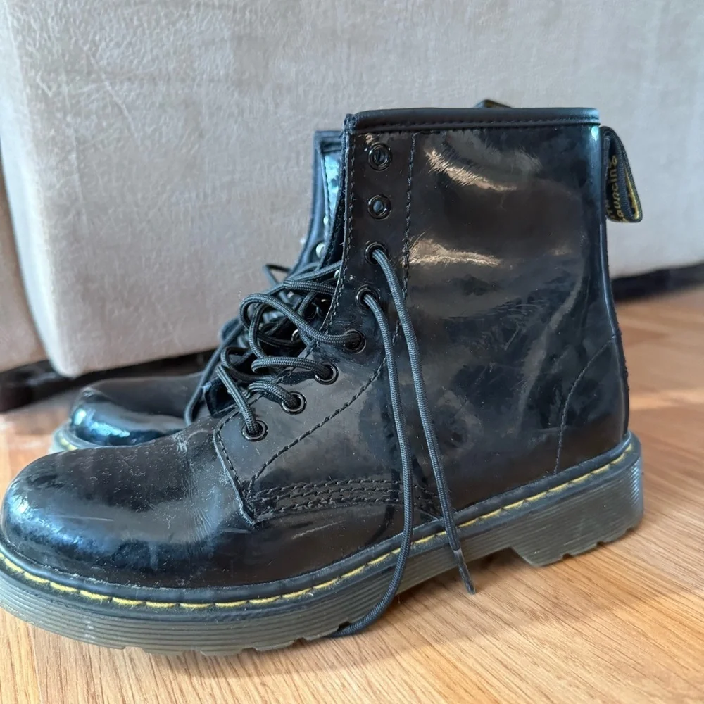 Dr. Martens Delaney 1460 Black Patent Lamper Lace Up Zipper Boots Size 3 (Girls)